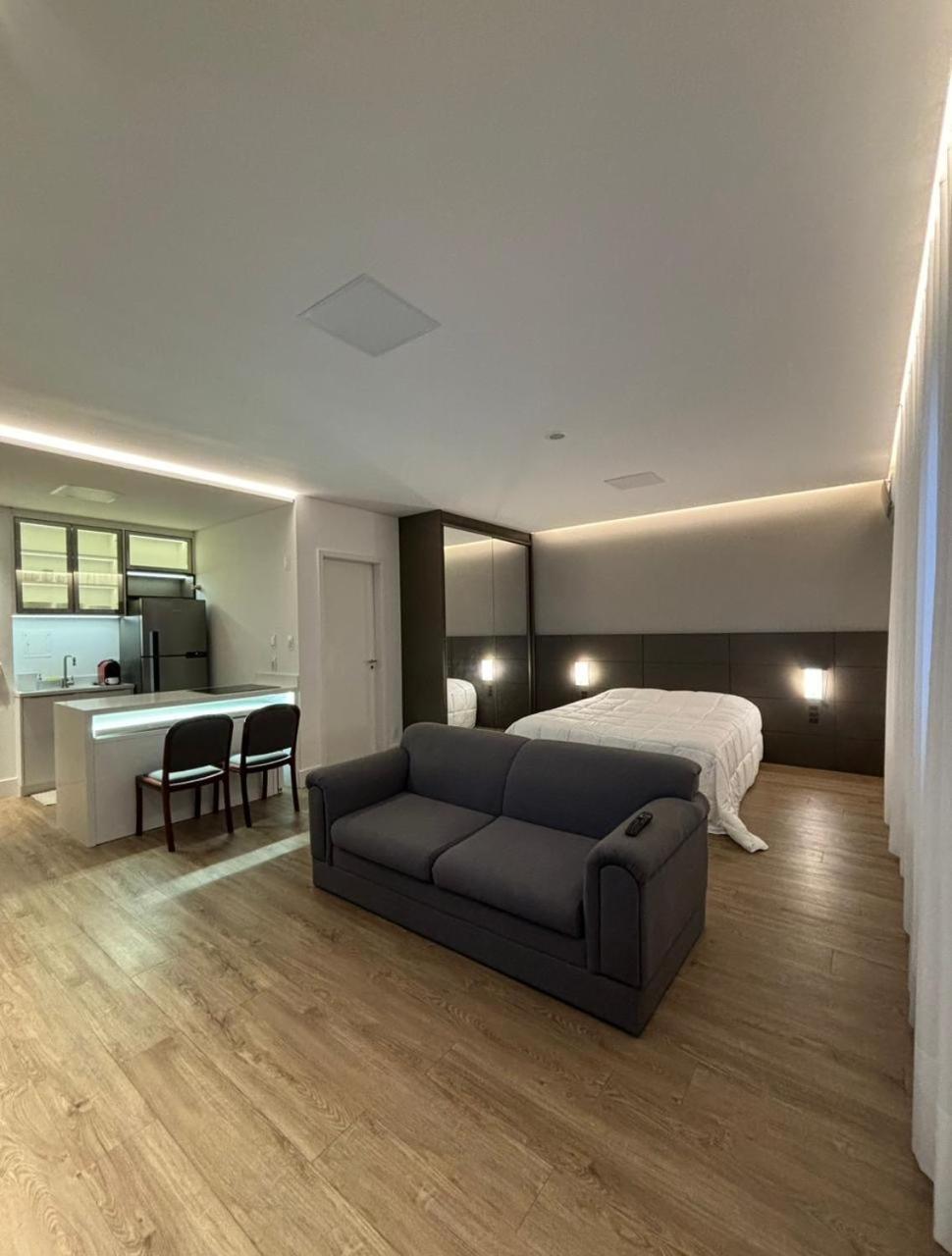 Apart Hotel Moderno Em Joinville Eksteriør bilde